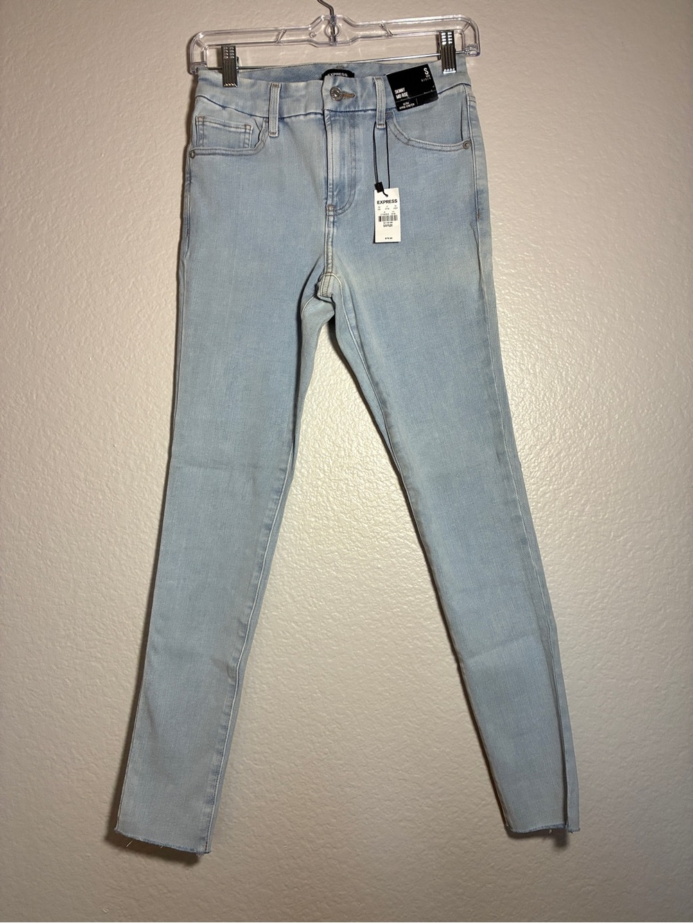 Express Light Wash Women's Skinny Jeans Size 26
